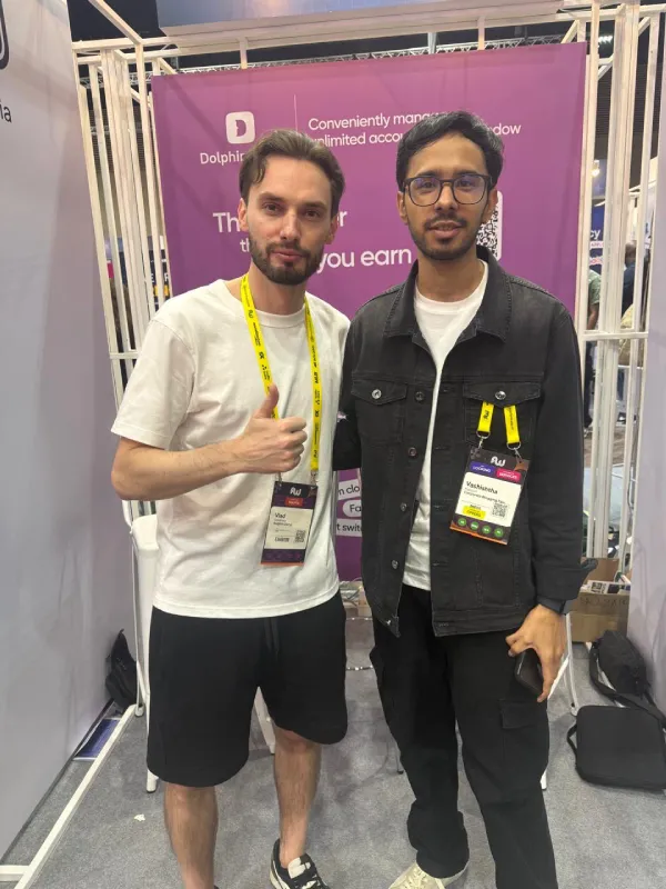 with dolphin anty team